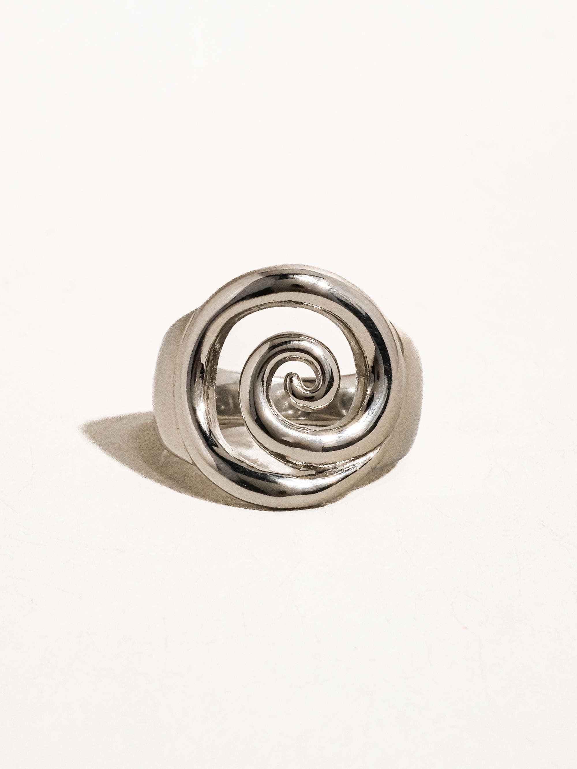 Gold or Silver Twirl Ring